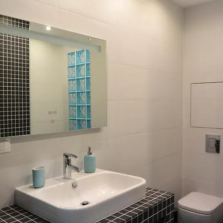 Rr Bus Station Pressburg