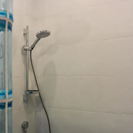 Rr Bus Station * ブラチスラヴァ